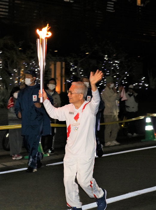 松重和美学長が東京2020オリンピック聖火リレーのランナーを務めました