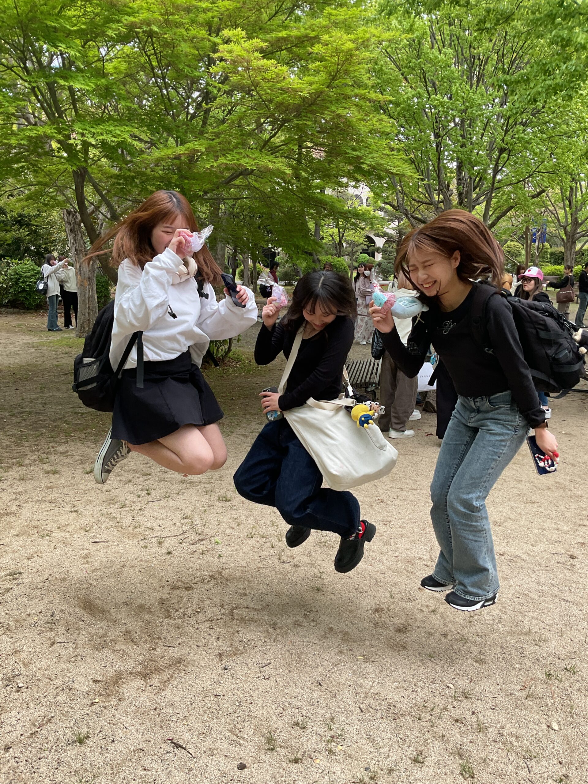 イースター礼拝でエッグハントを楽しみました♪