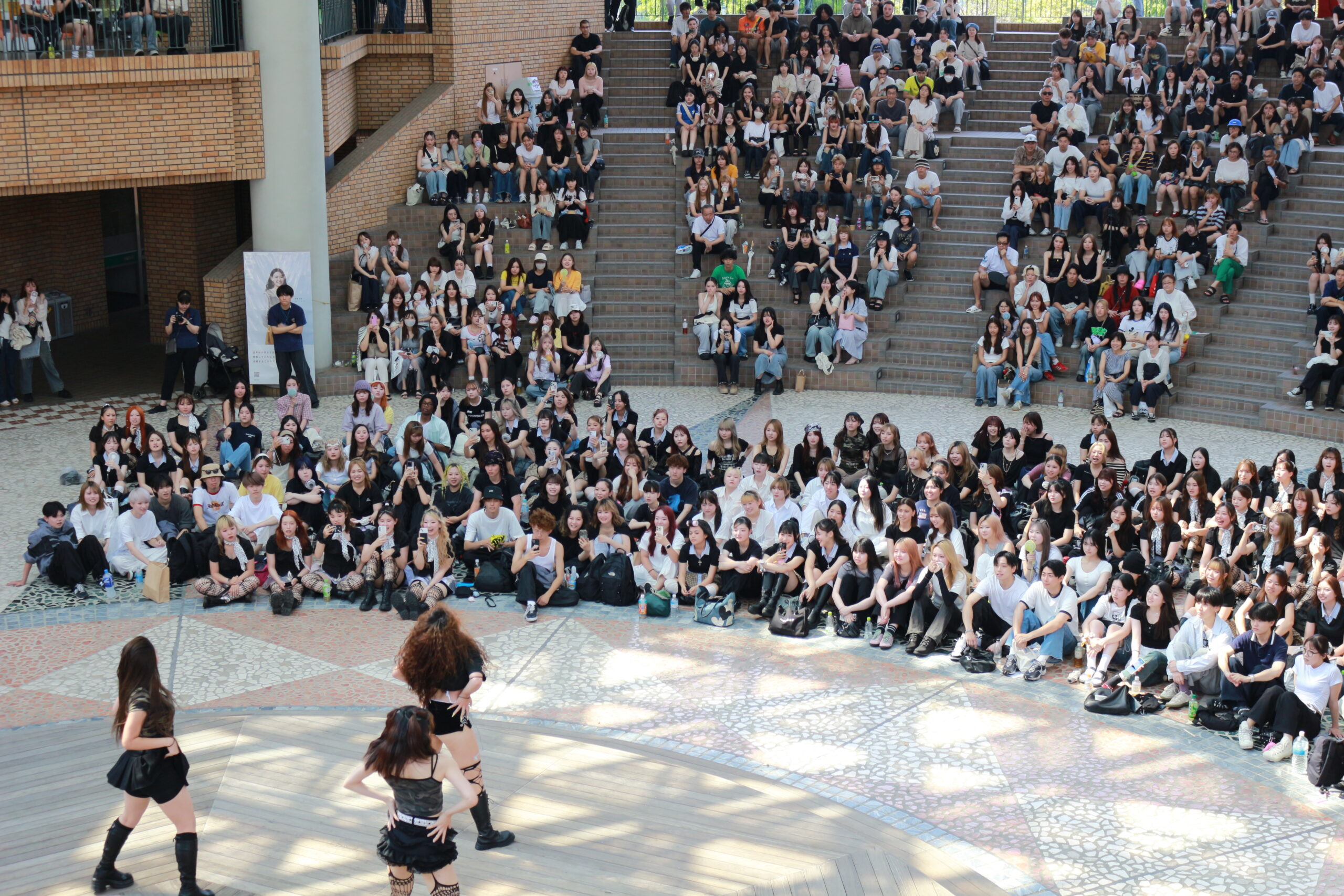 文化系クラブとサークルの初夏の祭典「文化フェス」が、6月29日に中宮キャンパスで開かれ1600人が訪れました