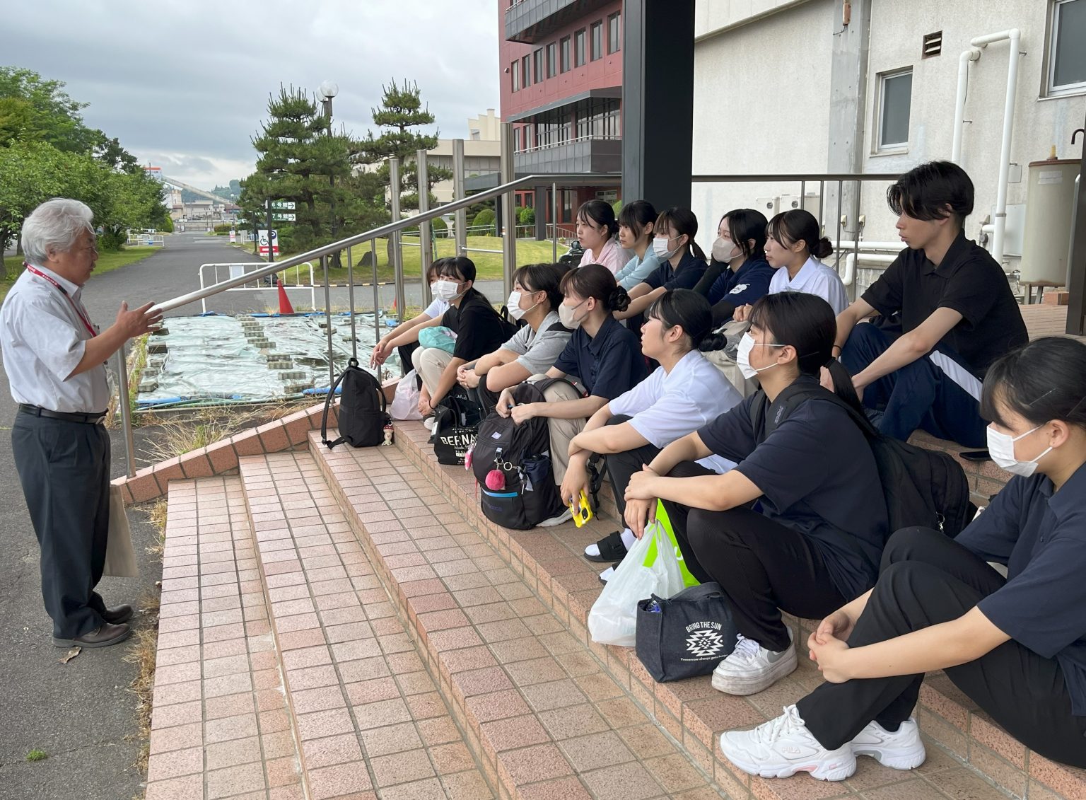 【授業紹介】子ども学科１年生 ～付属幼稚園で実地体験学習～