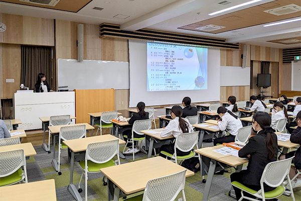 【保育学科】施設実習「特別講話」