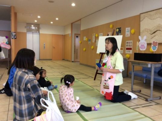 「土曜おはなしかい（秋）」開催