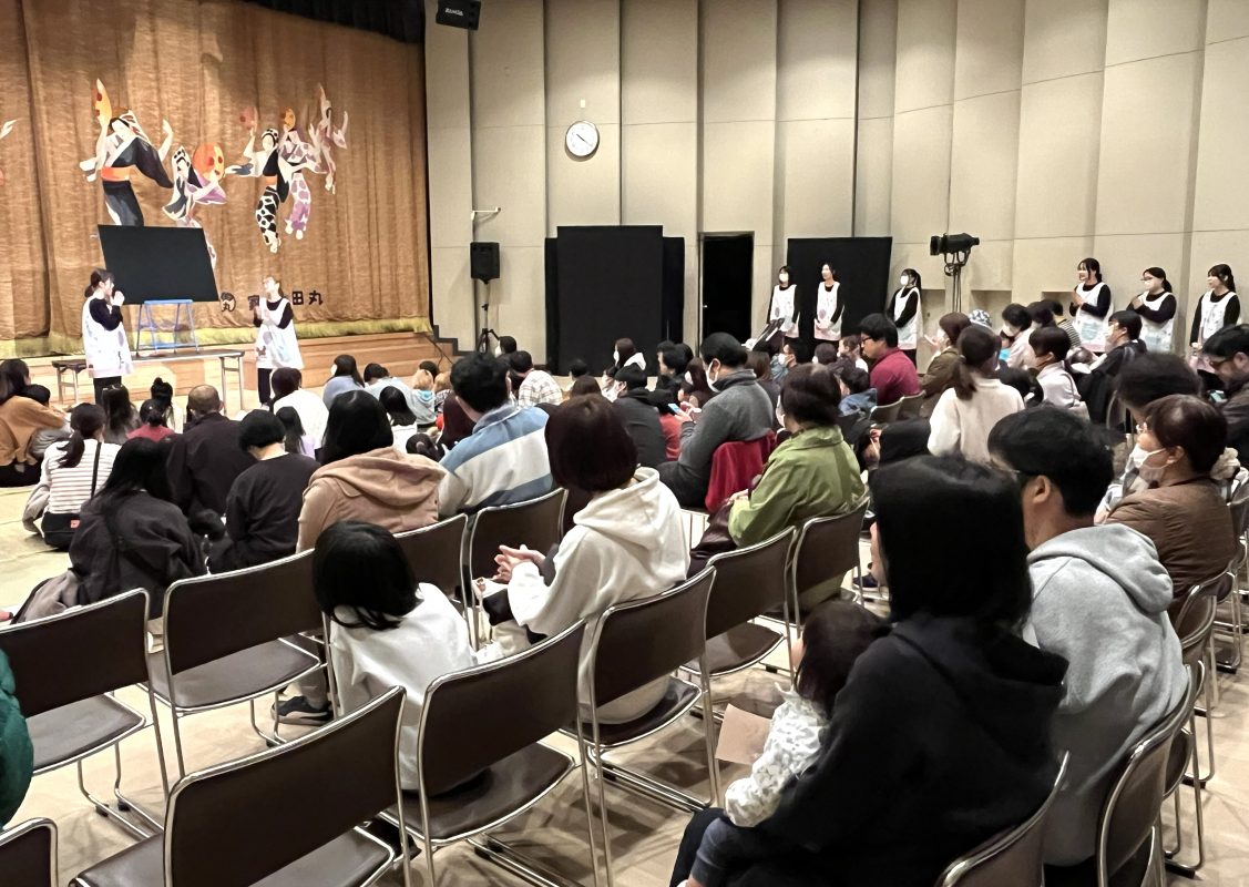 児童文化部学外公演～第５５回『人形劇合同公演』に出演～