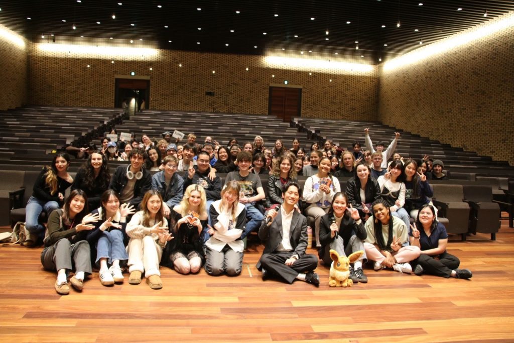 「GLOBAL COMMONS 結-YUI-」で学・食・住をともにする留学生と外大生が「KARAOKE」大会で親睦を深めました