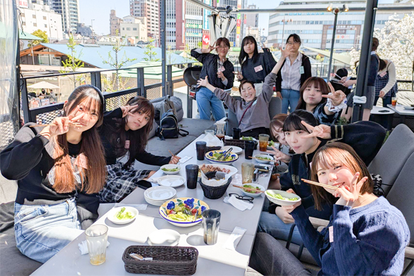 【保育学科】てんしばでBBQ